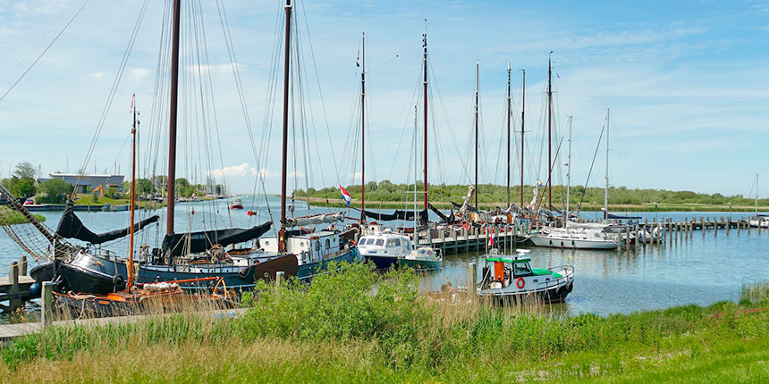 IJsselmeer - Hafen von Makkum IJsselmeer - Hafen von Makkum